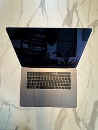 MacBook Pro 15 mid 2018 16 GB RAM, 1 TB SSD