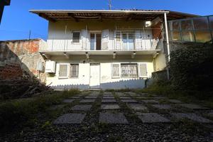 SOLUZIONE INDIPENDENTE RISTRUTTURATA CON CORTILE P