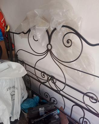 sponda per letto matrimoniale in ferro battuto 