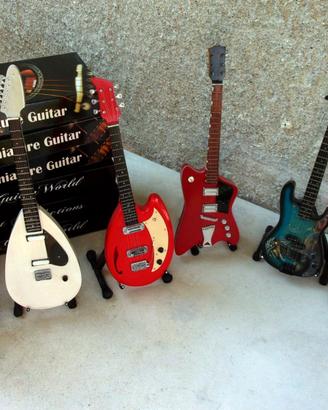 Modello di chitarra elettrica in miniatura