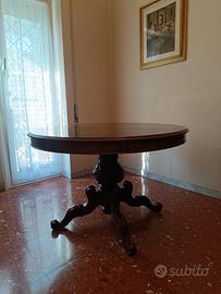 Tavolo rotondo in stile apribile