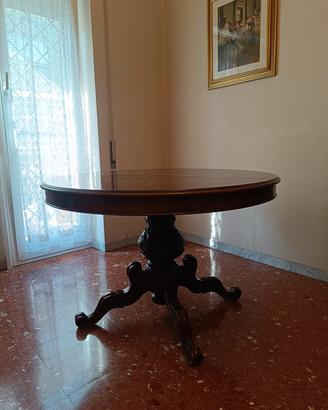 Tavolo rotondo in stile apribile