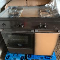 piano cottura a gas e forno (de longhi )