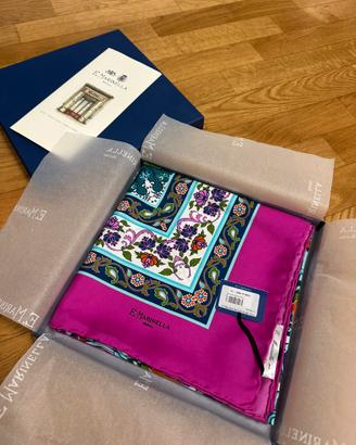 Foulard in seta E. Marinella