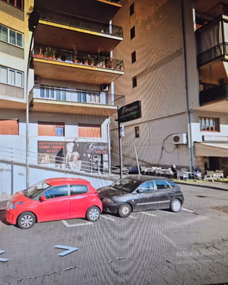 Garage Via Carnazza 37 zona Canalicchio