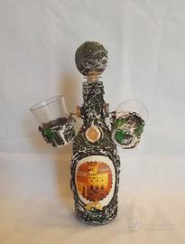 Bottiglia di liquore anni '70