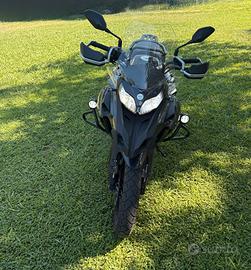 Benelli trk 502x