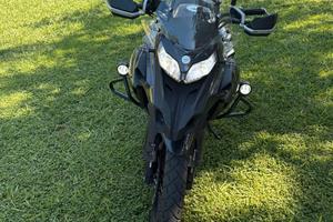 Benelli trk 502x