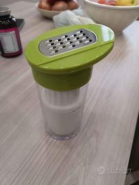 Utensile multiuso per cucina