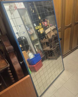 Specchio quadrettato  per palestra o studio .