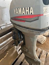 Motore fuoribordo Yamaha 40 senza patente