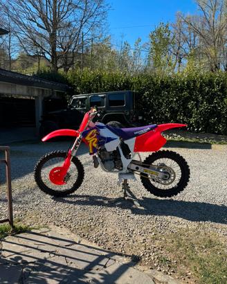 Honda cr 250r 1995