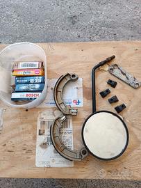 Vario materiale per vespa px d'epoca