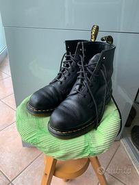Scarpe DR. MARTENS 1460 nere, ITA 40