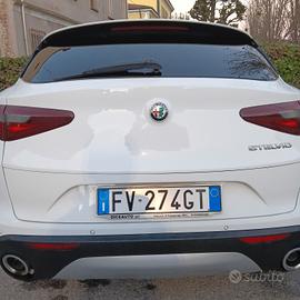 alfa romeo Stelvio 