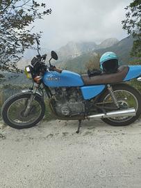 Suzuki GS 400 del 1977