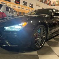 Maserati Ghibli V6 Diesel 275 CV Granlusso - black