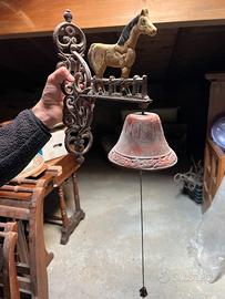 Campana da Muro con cavallo