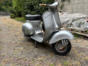 Vespa 150 VBB 2T epoca