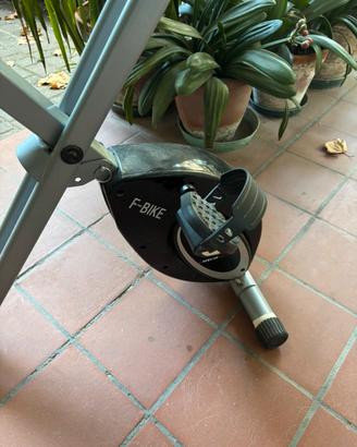 Cyclette da casa pieghevole