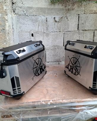 Coppia Valigie Givi trekker outback.