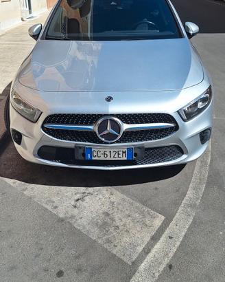Mercedes-Benz Classe A Sedan 200 d Sport anno 