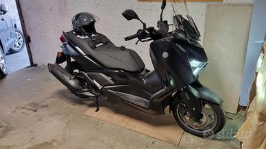 scooter yamaha xmax125 tech Black 