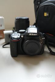 Nikon D5300 con obiettivo 18-105 mm e 70-300 mm