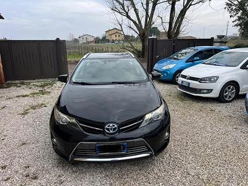 Toyota Prius 1.8 Lounge