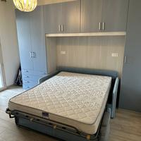 Mobile con divano letto