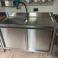 Lavabo e banco acciaio inox