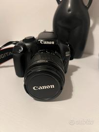 Canon eos 1100D