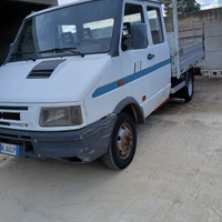 Furgone Iveco Daily cassonato
