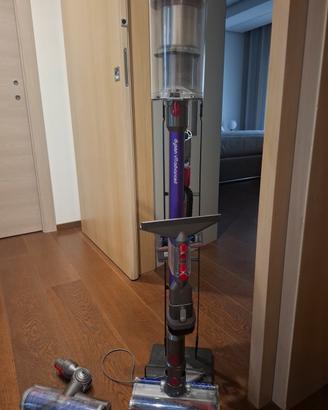 dyson v11 advanced completo di accessori