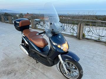 Piaggio Beverly 250 ie full optional