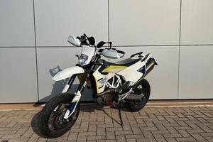 Husqvarna 701 Supermoto