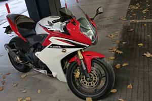 CBR 600 F 2011