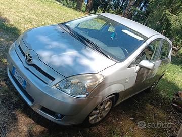 Toyota corolla del 2005 grigia 