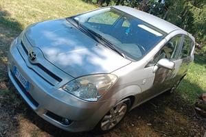 Toyota corolla del 2005 grigia 