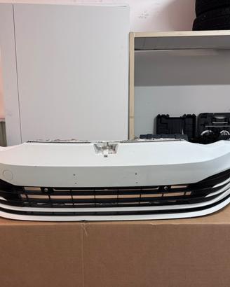 Paraurti anteriore golf 8 originale VW