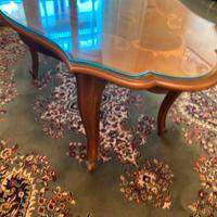 Tavolino da soggiorno, con vetro superiore