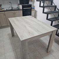 TAVOLO DA CUCINA CON 3 SEDIE