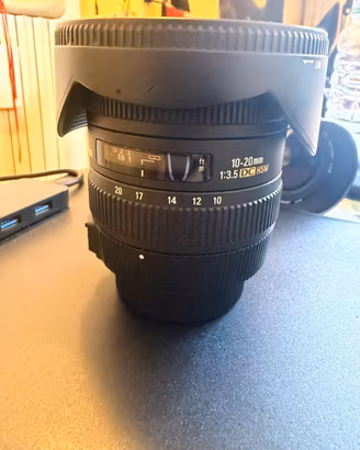 Obiettivo Sigma 10-20mm f/3.5 EX DC HSM per Nikon