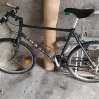 Bicicletta 18 rapporti cambio shimano