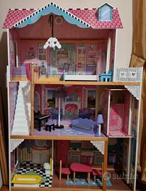 Casa di Barbie in legno.