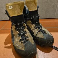 Scarpe trekking GTX taglia 46