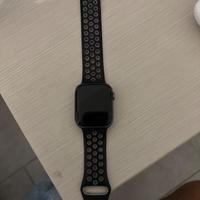 Apple Watch series 4 44 mm alluminio