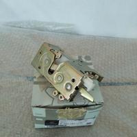 SERRATURA PORTA ANT DESTRA A9017201135 MERCEDES SP