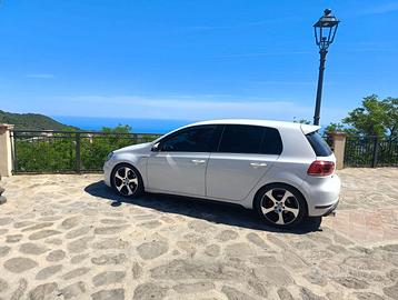 Golf GTI 2.0 211cv