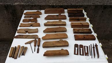 Antiche pialle da falegname in legno